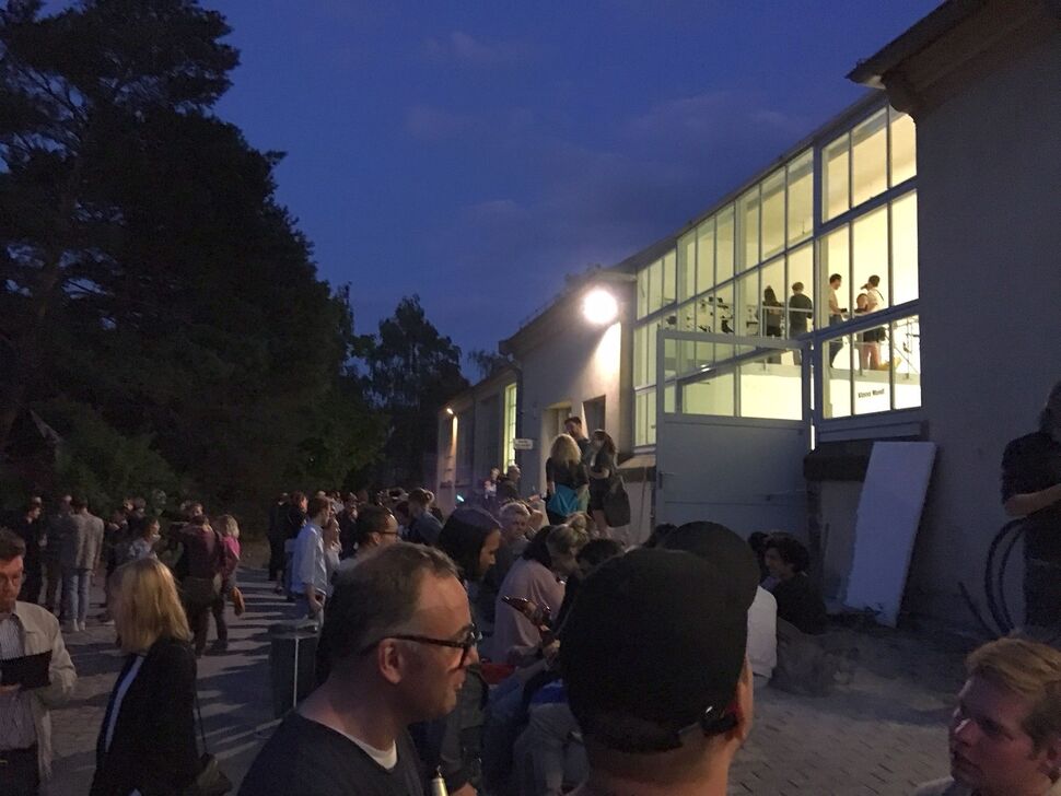 Jahresausstellung am Hochschulstandort Pfotenhauerstraße, Ansicht Außengelände Jahresausstellung am Hochschulstandort Pfotenhauerstraße, Ansicht Außengelände