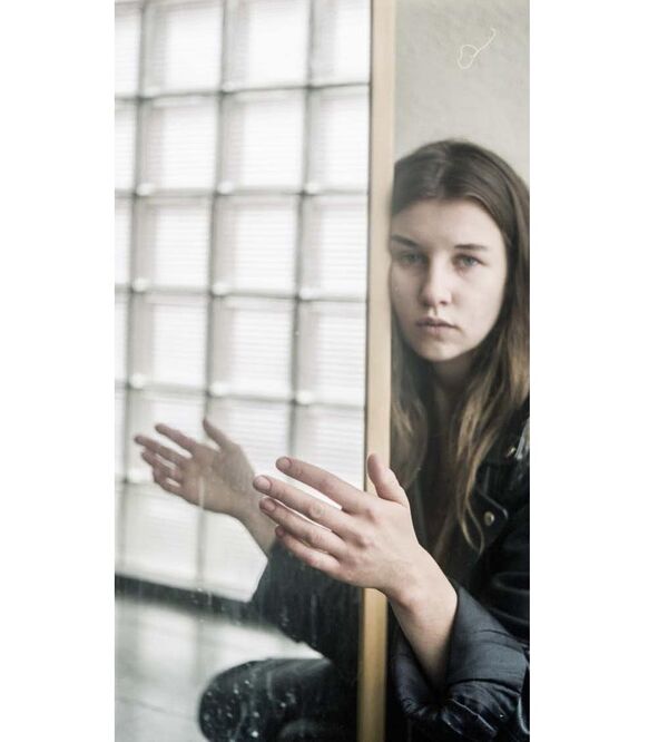 Fotografie Mädchen mit Spiegel