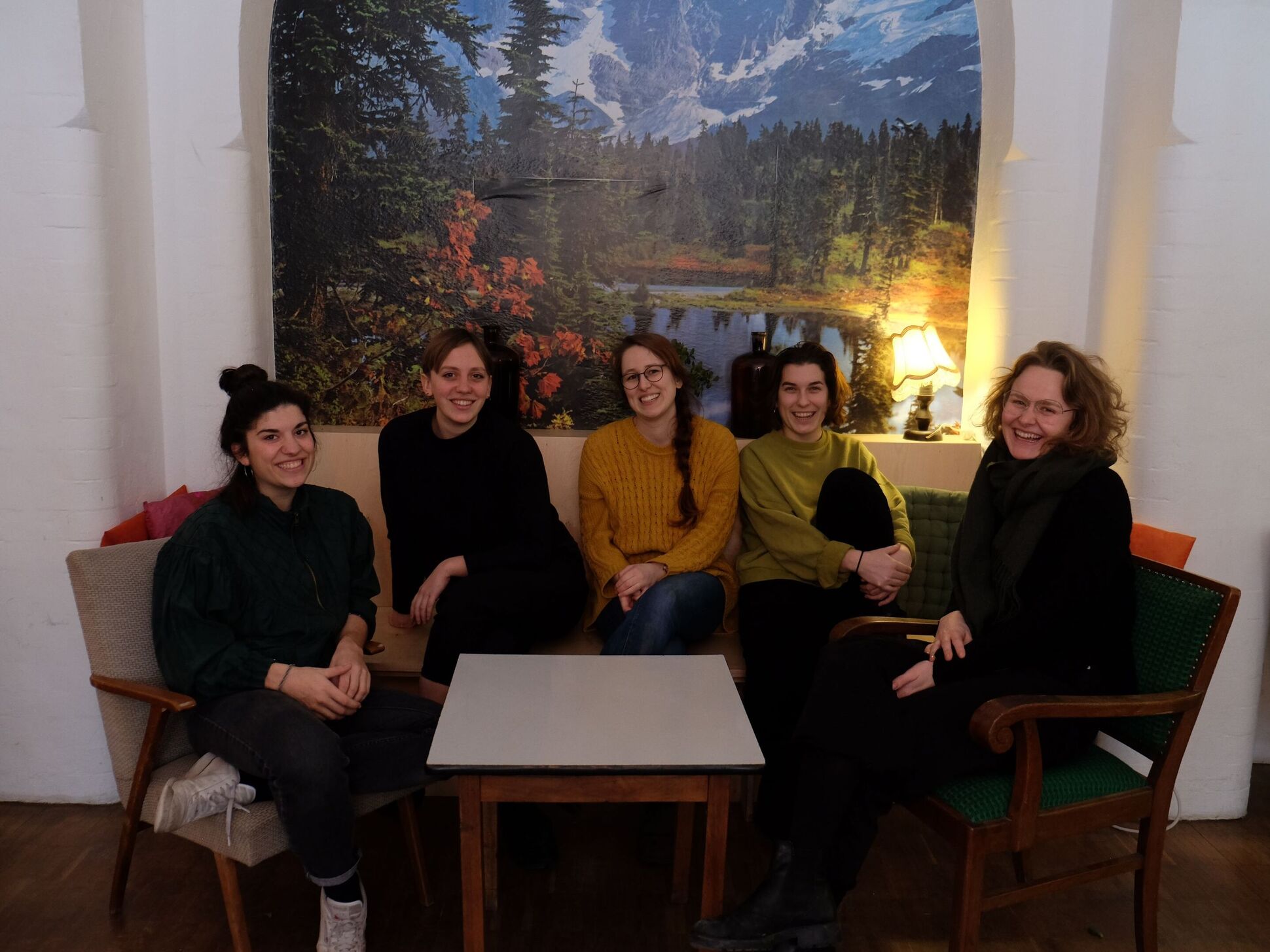 Vorstand des Cafés OHA. Vorstand des Cafés OHA.