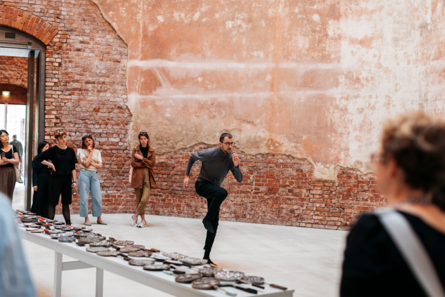 Foto Ausstellung Performance