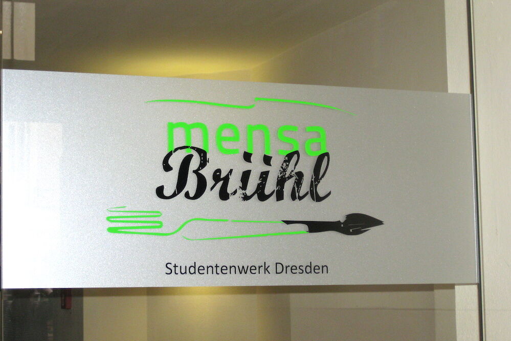 Das Schild der Mensa. Das Schild der Mensa.