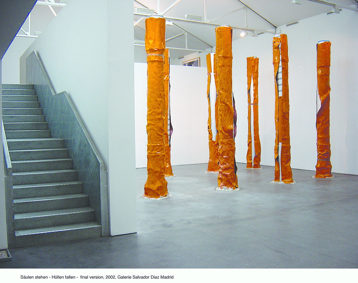 sery_diaz_galerie_madrid_2003__2_Saeulen_Klein.jpg