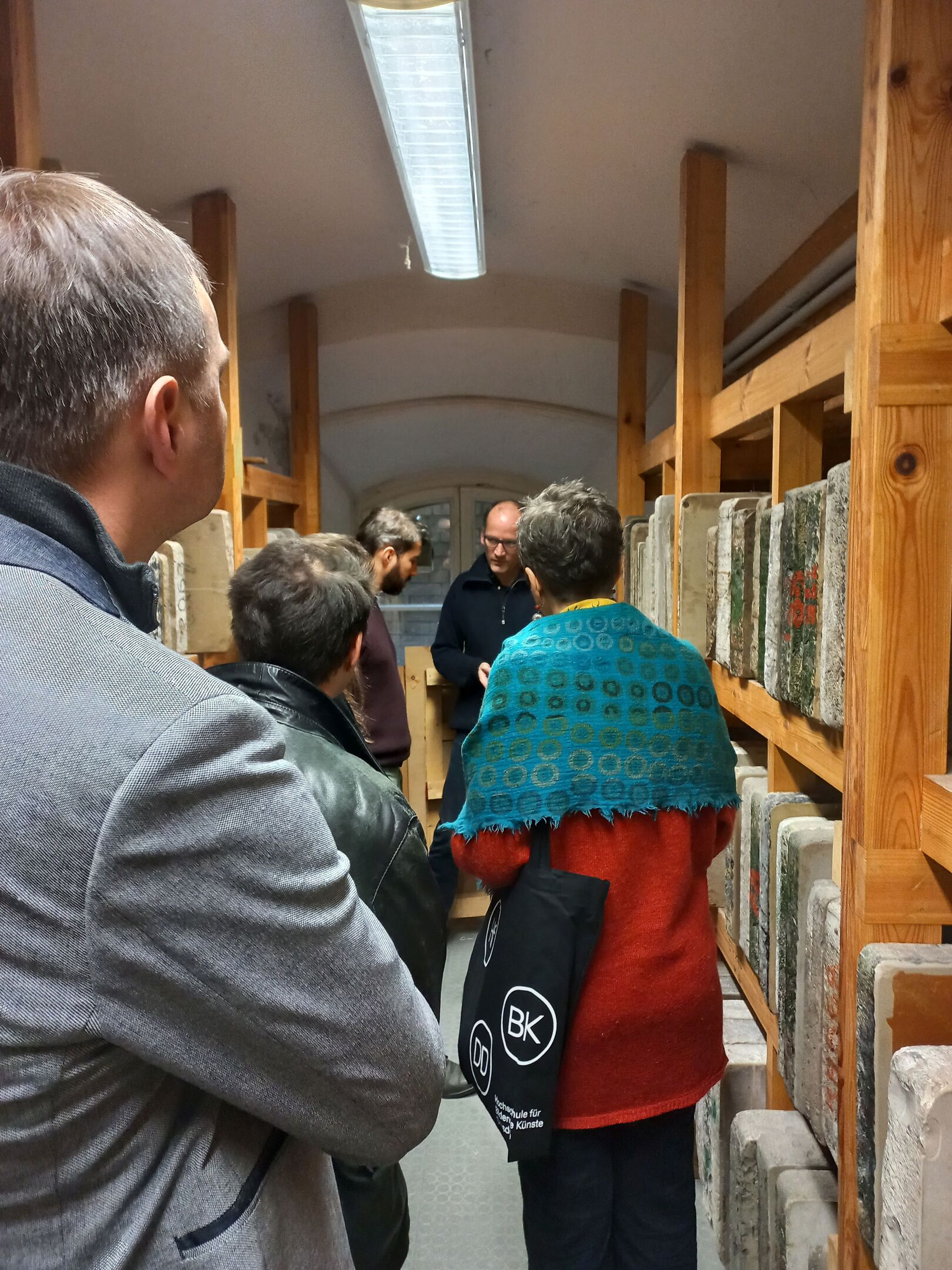 In the lithography stone storage
