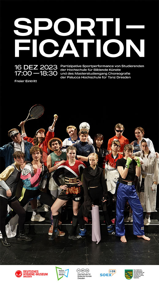 Gruppenfoto von sportlich gekleideten Menschen Gruppenfoto von sportlich gekleideten Menschen